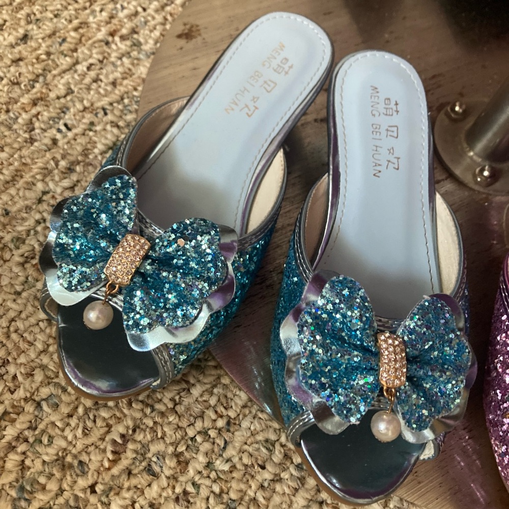 Girls heels